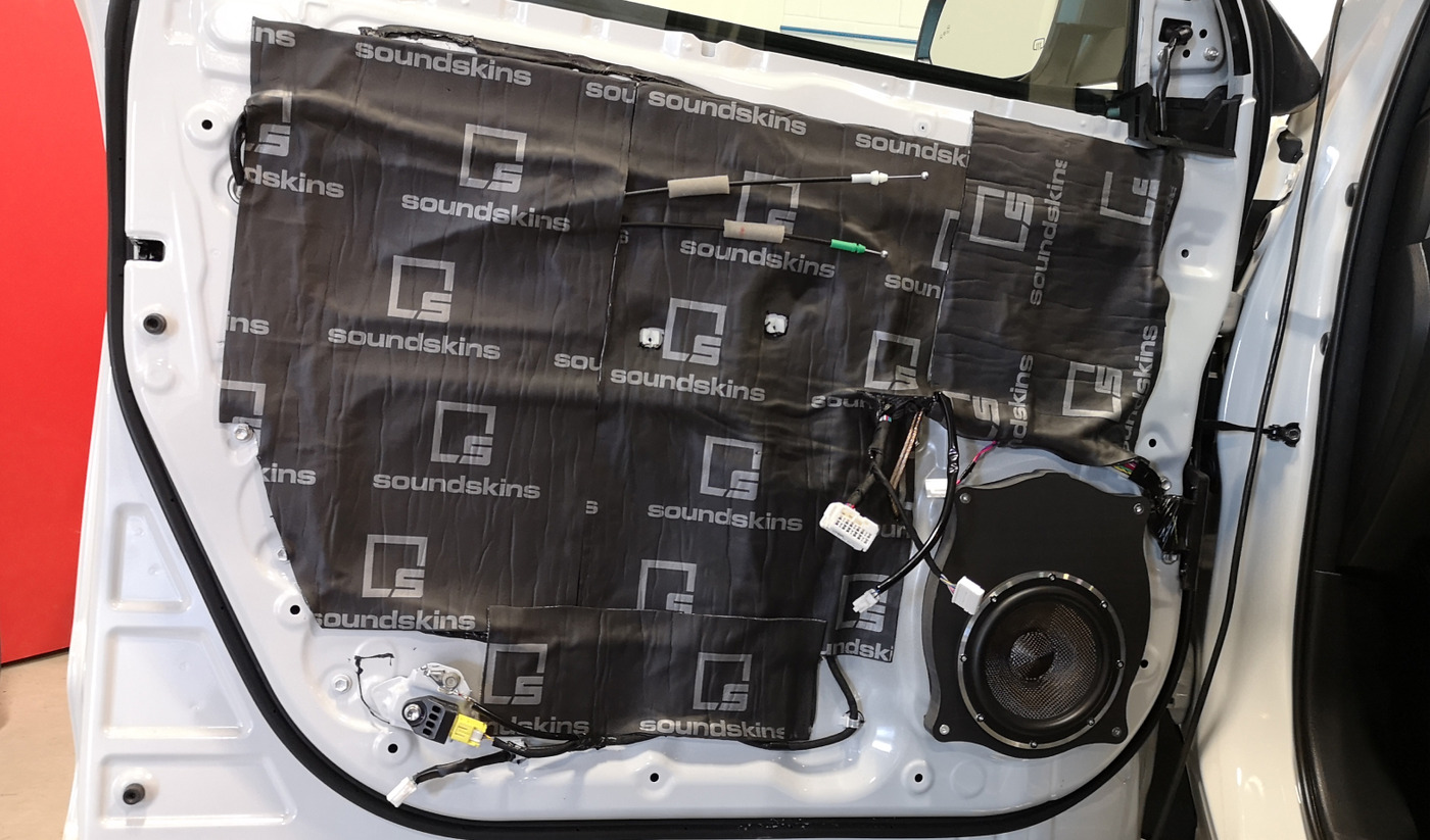 Installation d'une membrane insonorisante