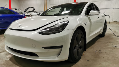 Tesla 3 2019